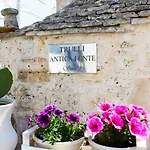 Trulli Antica Fonte Bed & Breakfast 3*