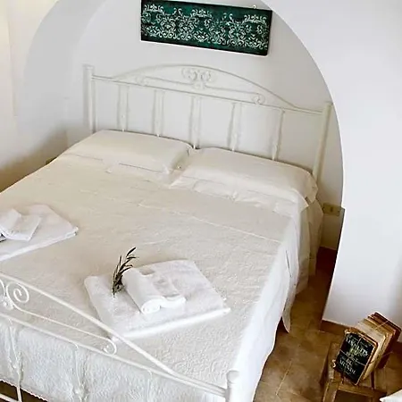 ベッド・アンド・ブレックファスト Trulli Antica Fonte アルベロベッロ