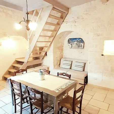 Bed & Breakfast Trulli Antica Fonte 4*