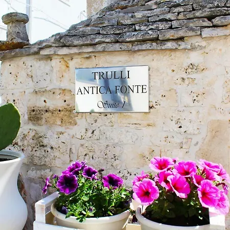 Trulli Antica Fonte ベッド・アンド・ブレックファスト 4*